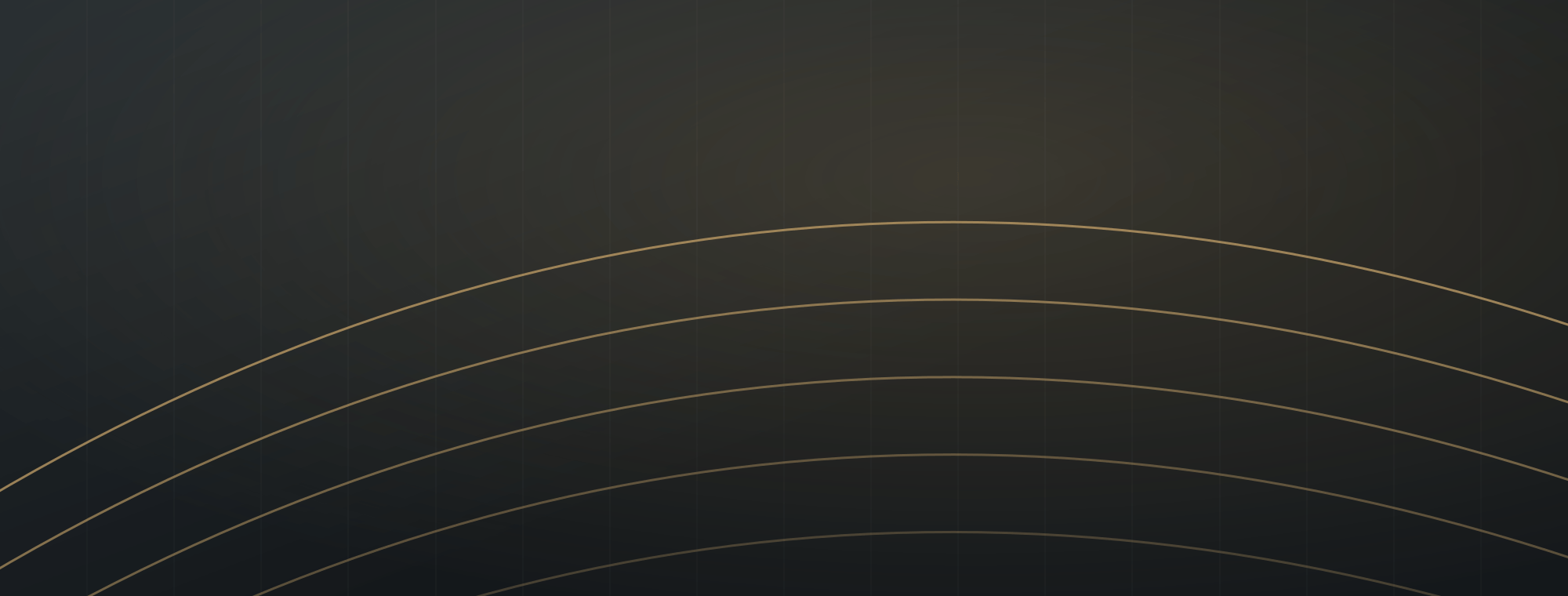 Composition graphique aux couleurs de Ruel Intérieurs : un arc et des filets laiton sur fond nuit